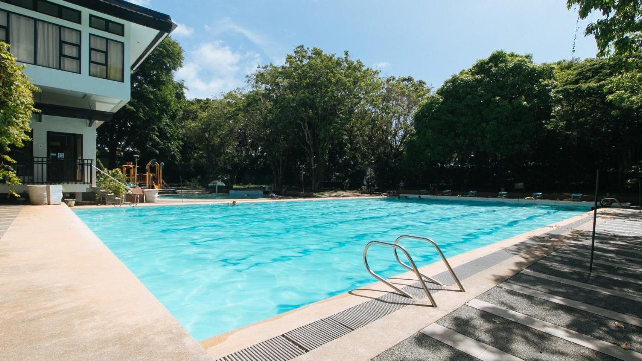 Reddoorz Premium @ Ouan'S The Farm Resort Lucena Ngoại thất bức ảnh