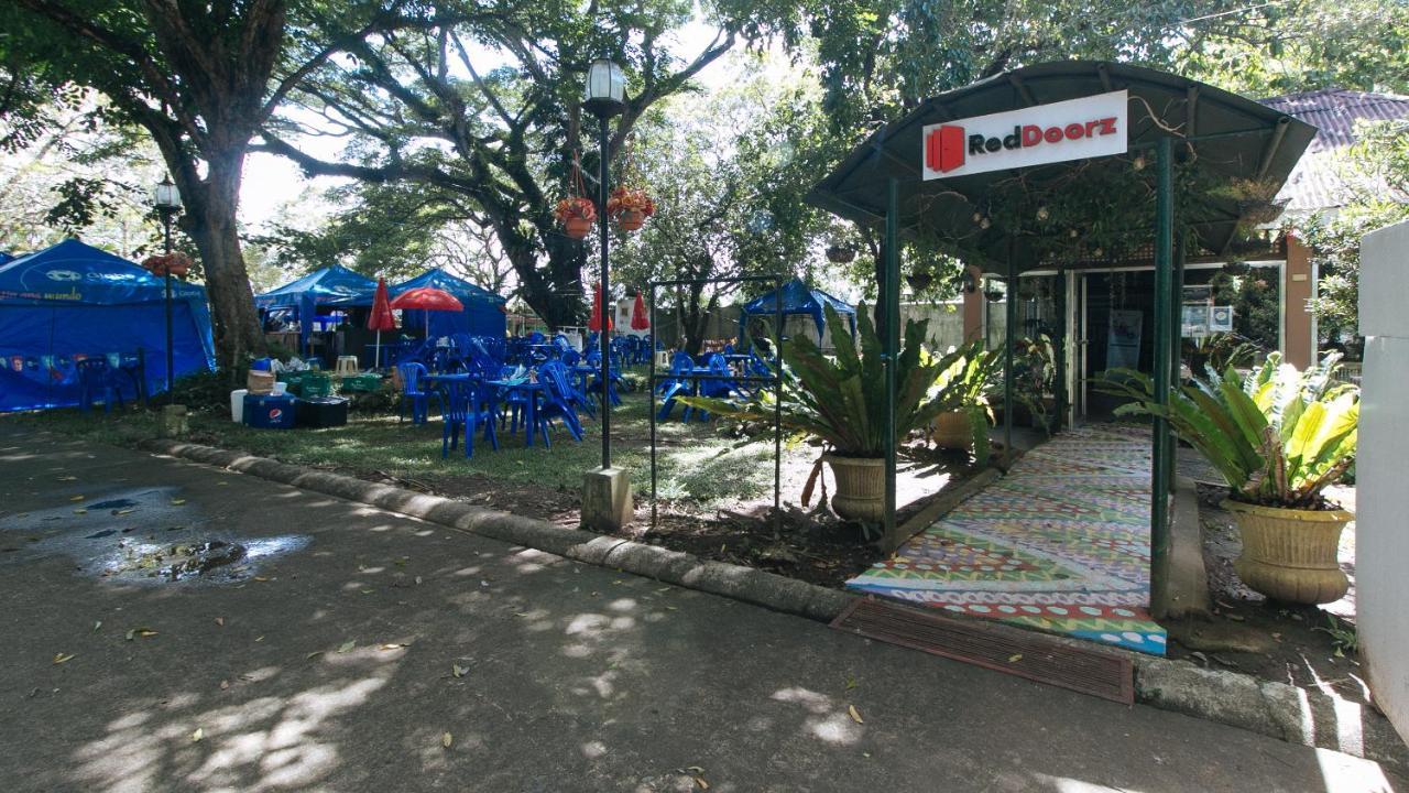 Reddoorz Premium @ Ouan'S The Farm Resort Lucena Ngoại thất bức ảnh