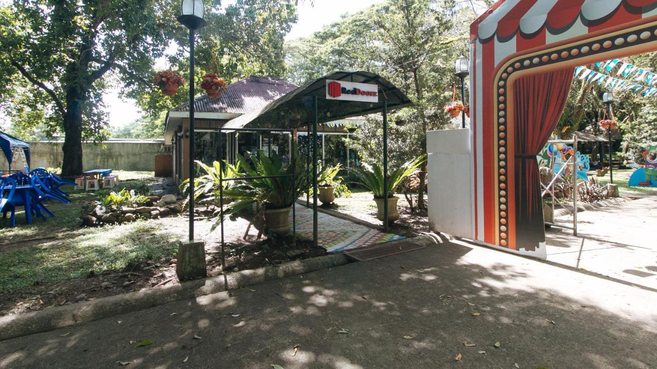 Reddoorz Premium @ Ouan'S The Farm Resort Lucena Ngoại thất bức ảnh