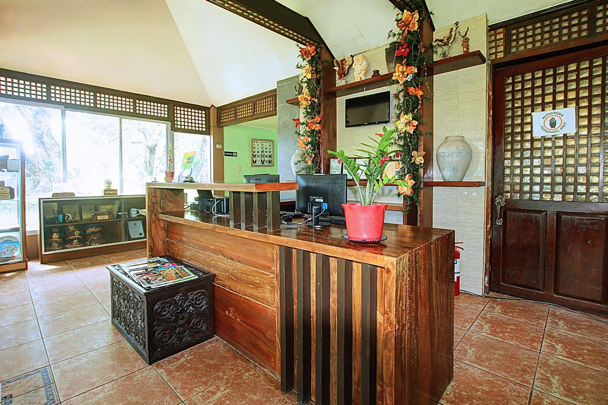 Reddoorz Premium @ Ouan'S The Farm Resort Lucena Ngoại thất bức ảnh