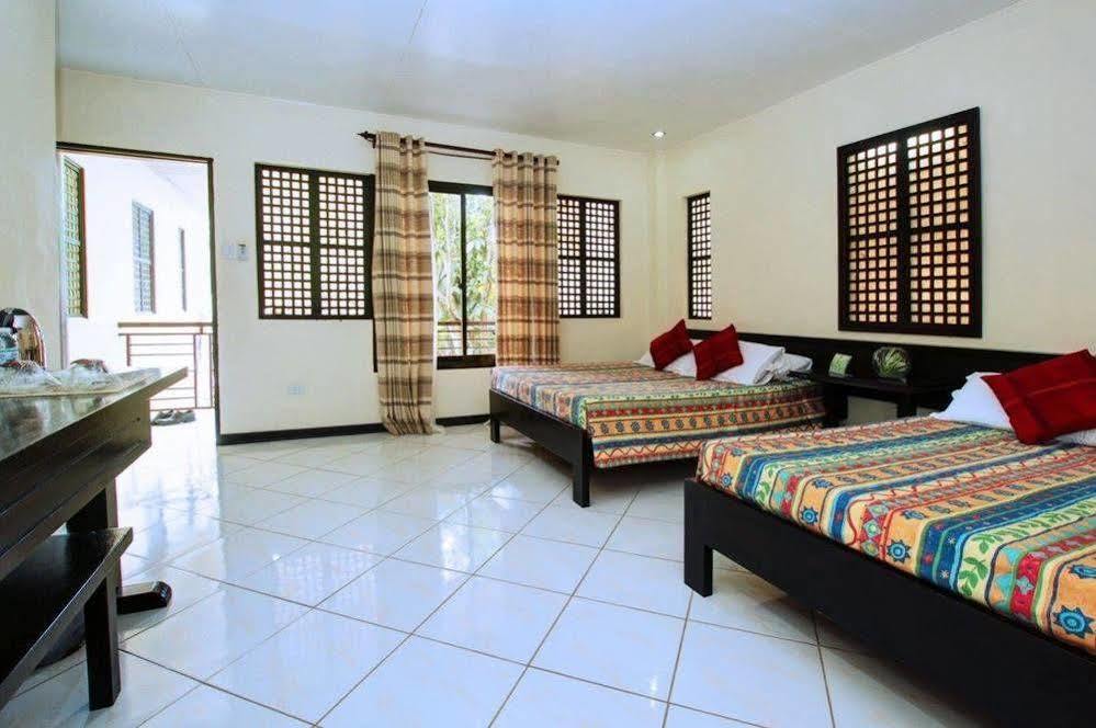 Reddoorz Premium @ Ouan'S The Farm Resort Lucena Ngoại thất bức ảnh