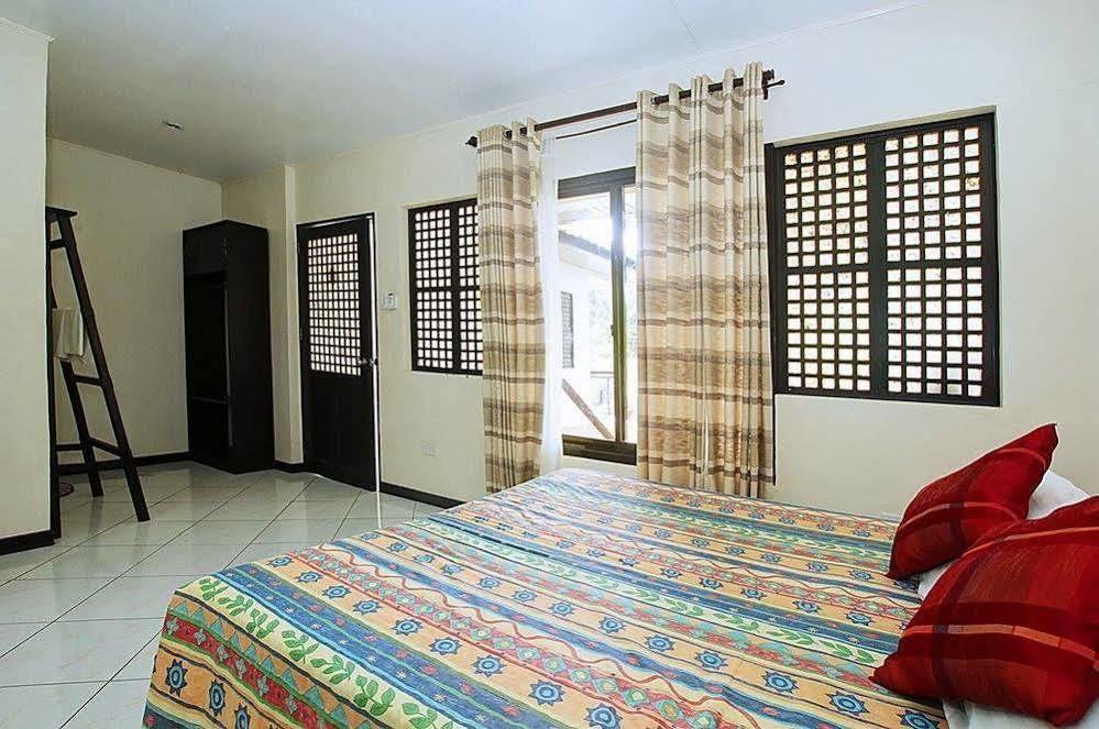 Reddoorz Premium @ Ouan'S The Farm Resort Lucena Ngoại thất bức ảnh