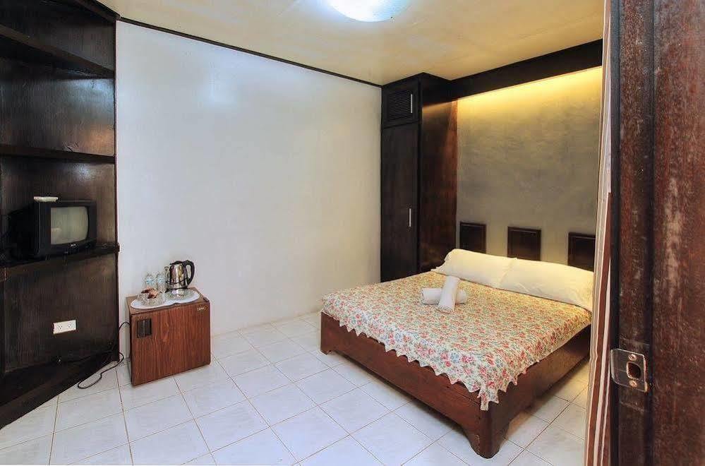 Reddoorz Premium @ Ouan'S The Farm Resort Lucena Ngoại thất bức ảnh